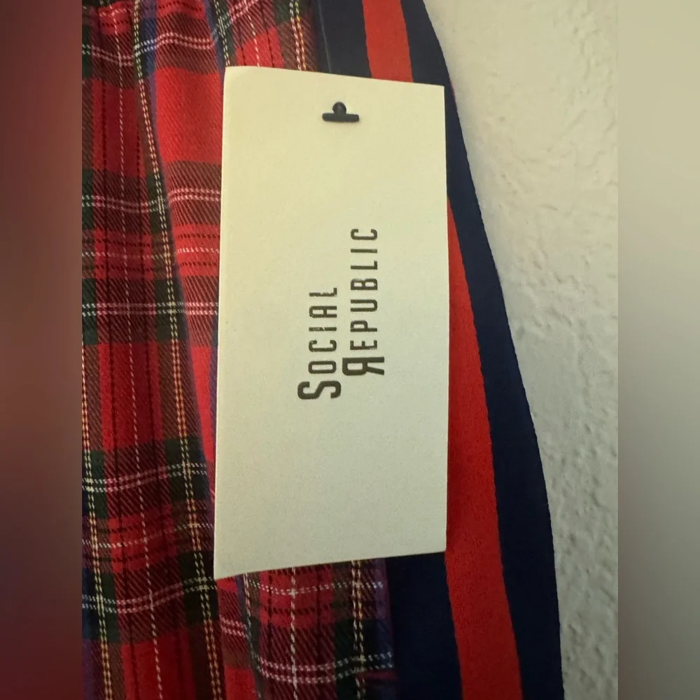 Social Republic Red Plaid Jogger Pants Side Stripe Drawstring